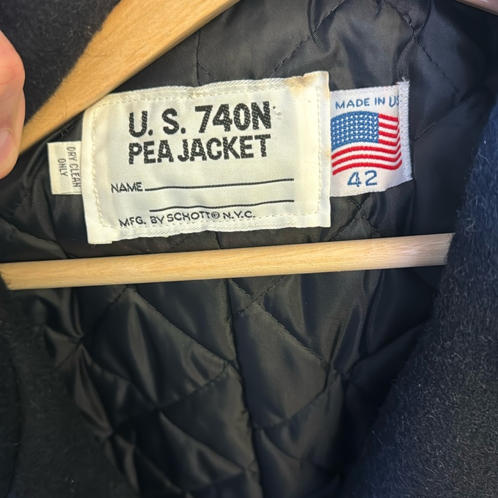 Schott U.S. 740N classic wool Navy Pea Coat size 42 in great condition.